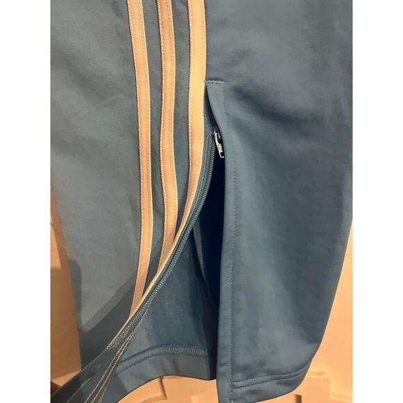 NEW ADIDAS FIREBIRD IR9909 Tracksuit Adicolor XL Semi Blue Burst / UNC - Picture 6 of 7